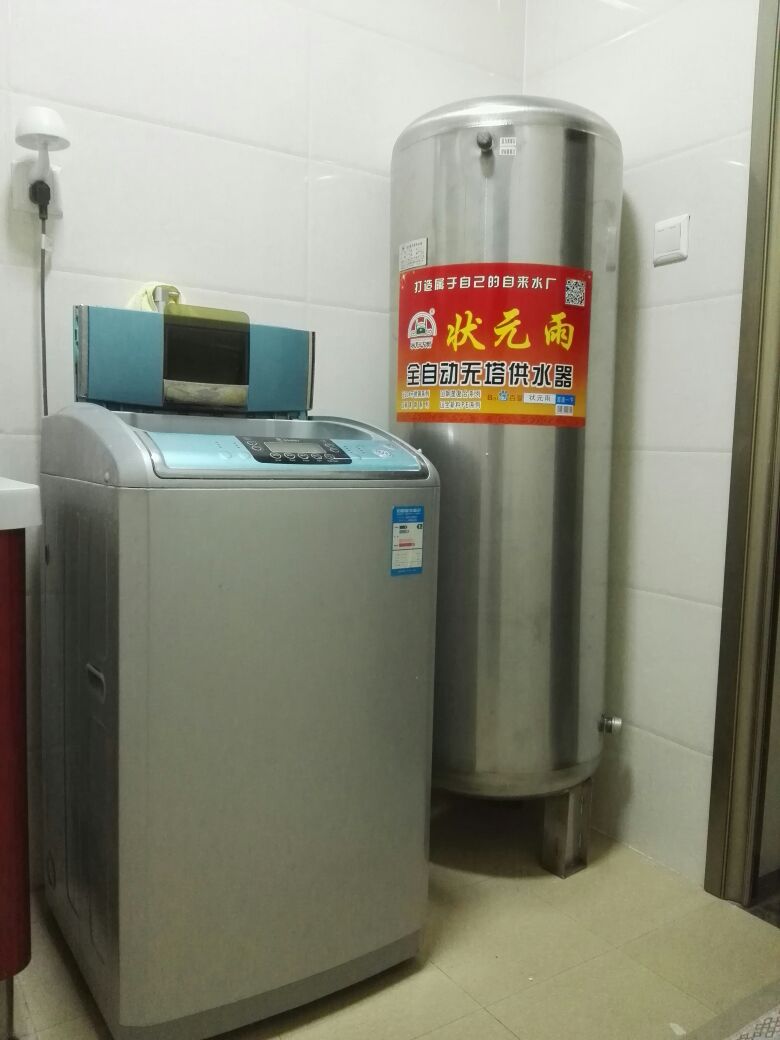 二次供水設(shè)備–無塔供水壓力罐